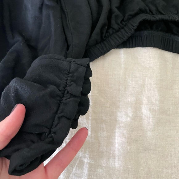 American Eagle Don’t ask why Ruffled top - Picture 5 of 5